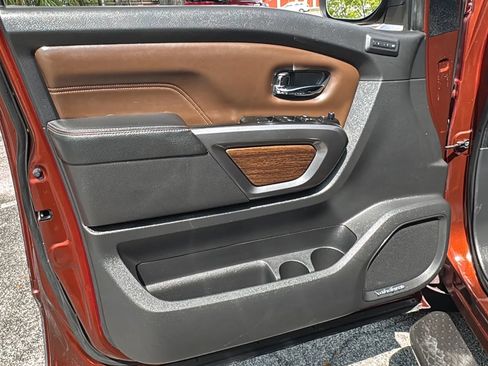 Used 2017 Nissan Titan Platinum Reserve AWD/4WD image 23
