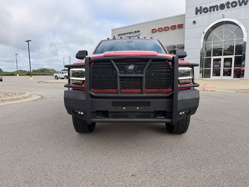 Used 2022 RAM 3500 Laramie w/ Night Edition AWD/4WD image 9
