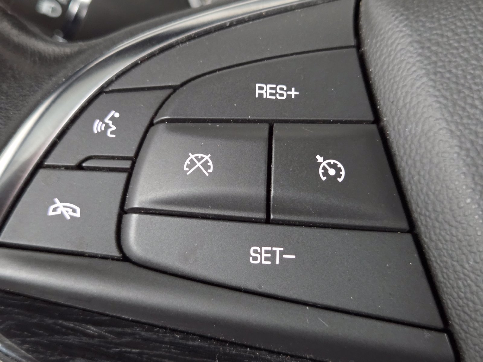 Used 2024 Cadillac XT5 Premium Luxury AWD/4WD image 14
