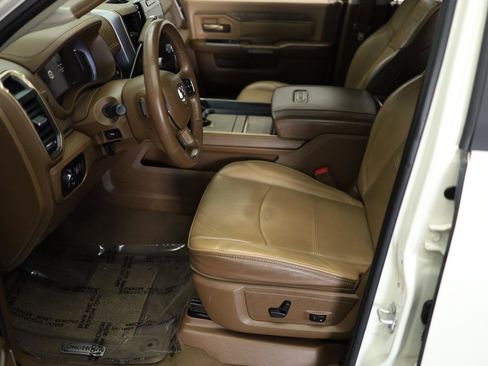 Used 2024 RAM 3500 Limited image 25