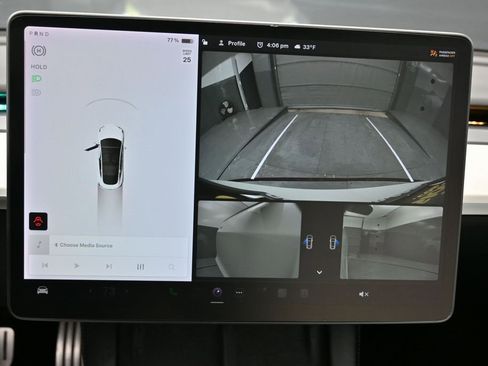 Used 2021 Tesla Model 3 Performance image 22