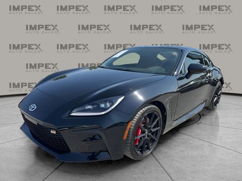 Used 2025 Toyota GR86 Premium w/ Performance Package RWD image 1