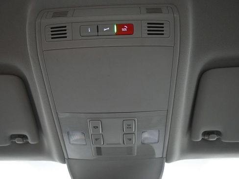 Used 2024 Volkswagen Taos S AWD/4WD image 20