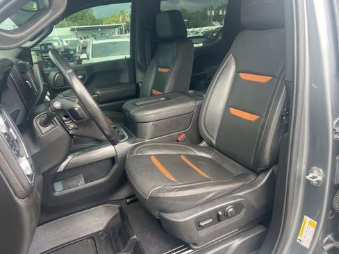 Used 2021 GMC Sierra 1500 AT4 w/ AT4 Premium Package AWD/4WD image 9