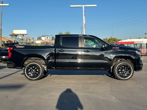 Used 2025 Chevrolet Silverado 1500 LT Trail Boss w/ LT Trail Boss Premium Package image 6