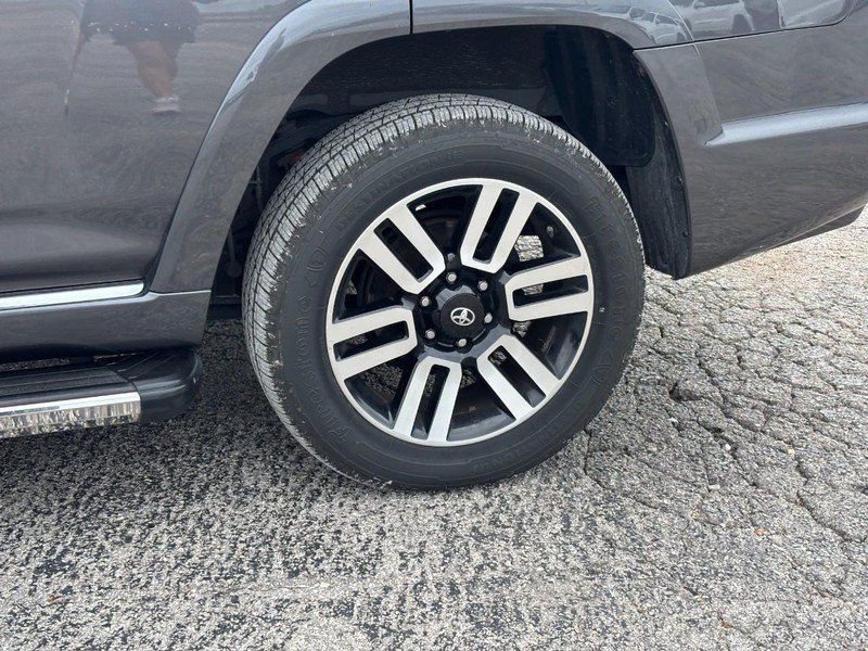 Used 2014 Toyota 4Runner Limited w/ Convenience Package AWD/4WD image 12