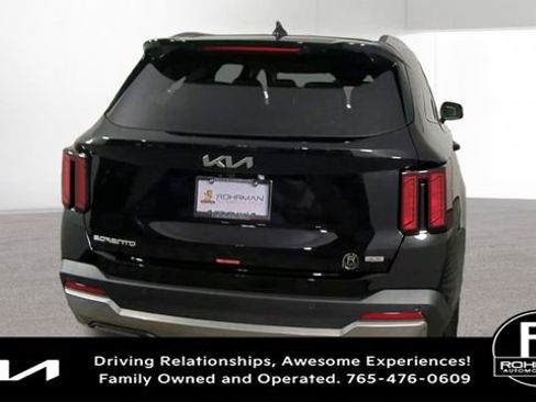 New 2026 Kia Sorento S image 9