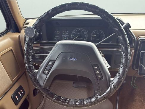Used 1988 Ford Bronco AWD/4WD image 26