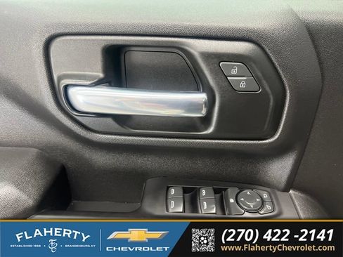 Used 2022 Chevrolet Silverado 1500 Custom Trail Boss AWD/4WD image 21