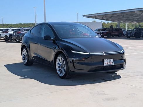 Used 2026 Tesla Model Y Long Range AWD/4WD image 7