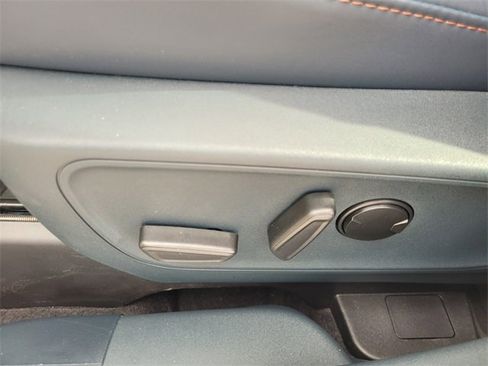 Used 2025 Ford Maverick Lariat w/ 4K Tow Package image 6