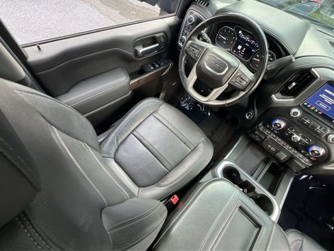 Used 2022 GMC Sierra 2500 Denali w/ Denali Ultimate Package AWD/4WD image 16