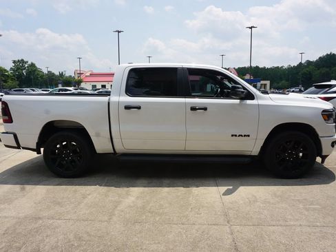 Used 2024 RAM 1500 Laramie AWD/4WD image 20