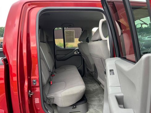Used 2016 Nissan Frontier SV AWD/4WD image 34
