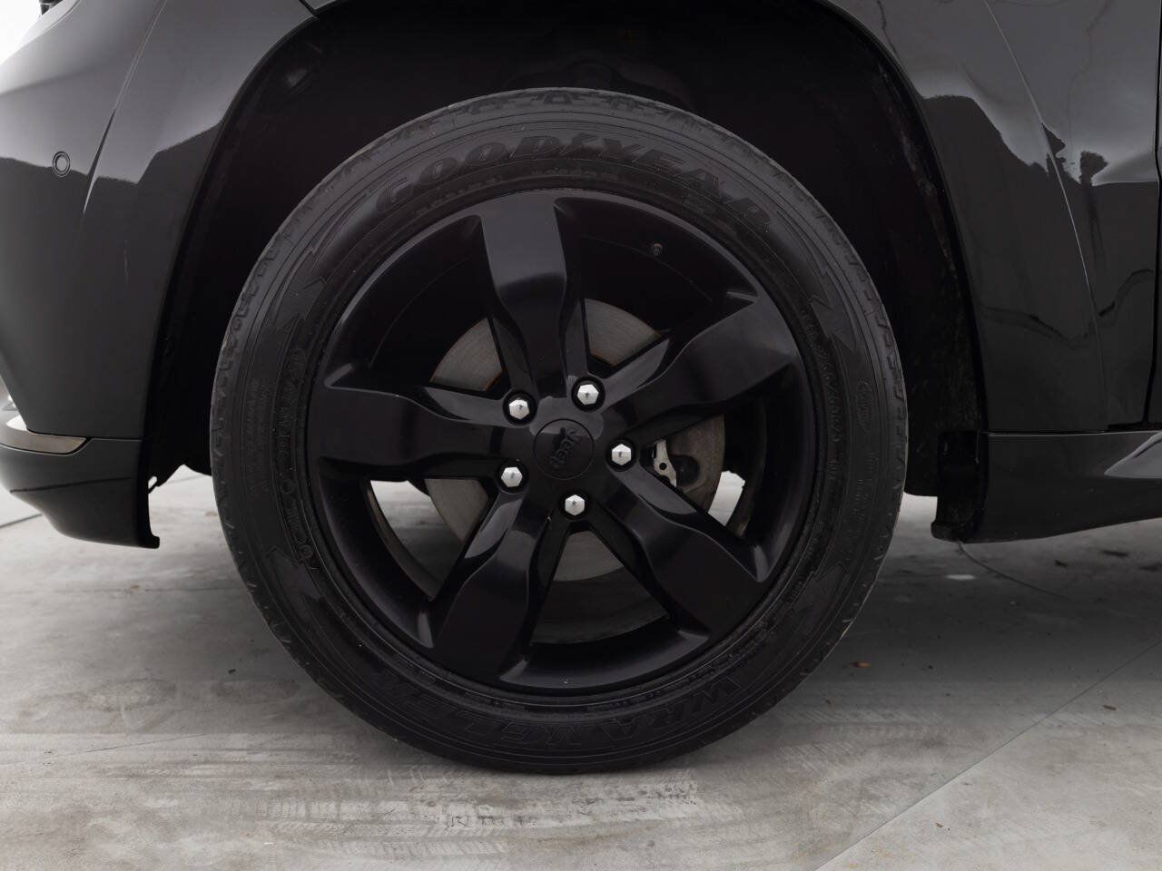 Used 2015 Jeep Grand Cherokee High Altitude AWD/4WD image 17