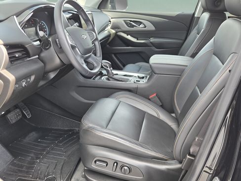Used 2021 Chevrolet Traverse RS FWD image 10