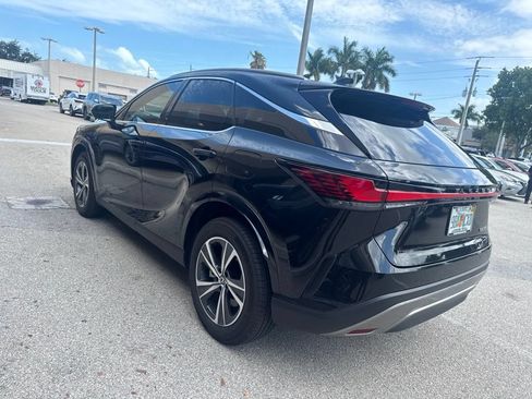 Used 2025 Lexus RX 350 Premium w/ Accessory Package (K3) FWD image 8
