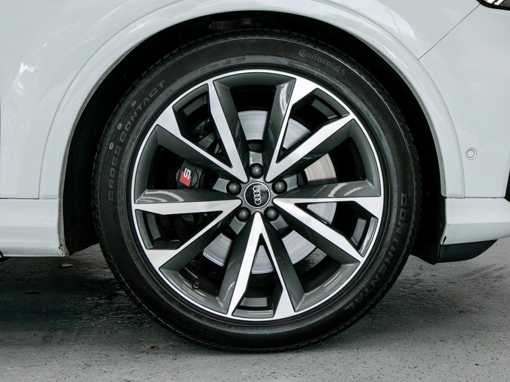 Used 2023 Audi SQ7 Prestige w/ Prestige Package AWD/4WD image 10