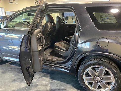 Used 2011 GMC Acadia Denali image 14