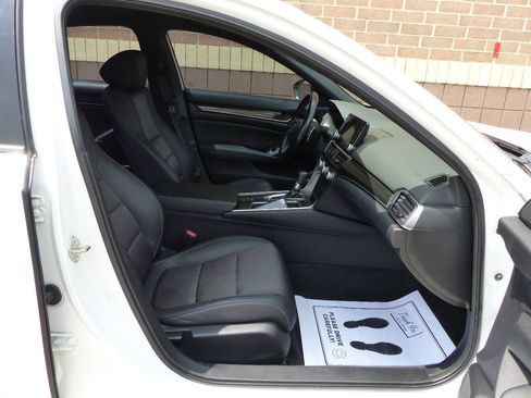 Used 2020 Honda Accord Sport image 36