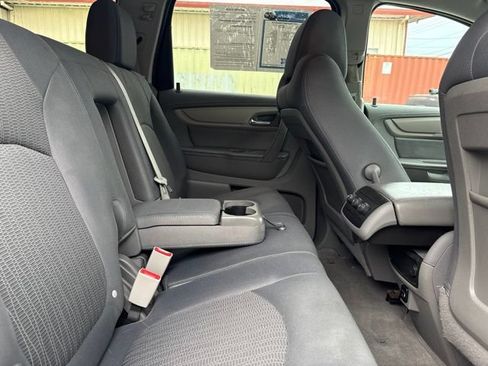 Used 2017 Chevrolet Traverse LS w/ LPO, 'HIT The Road' Package FWD image 15