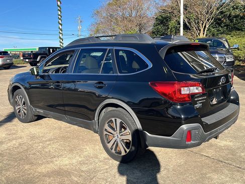 Used 2018 Subaru Outback 3.6R Limited image 7