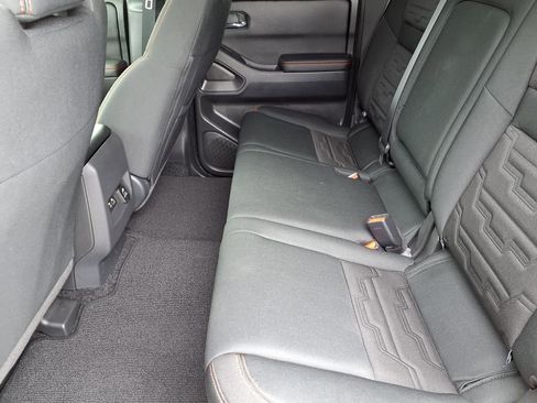 Used 2025 Nissan Frontier Pro-X w/ Pro Convenience Package RWD image 12