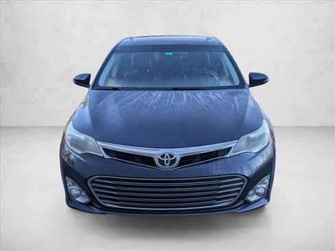 Used 2014 Toyota Avalon Limited image 2