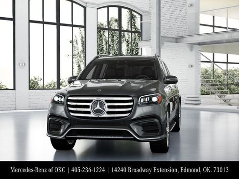 New 2026 Mercedes-Benz GLS 580 4MATIC image 42