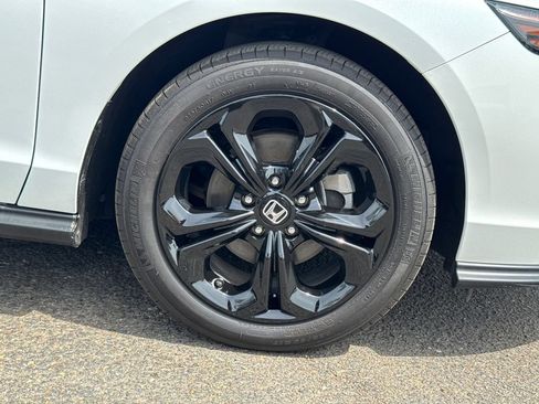 Used 2024 Honda Accord EX image 7