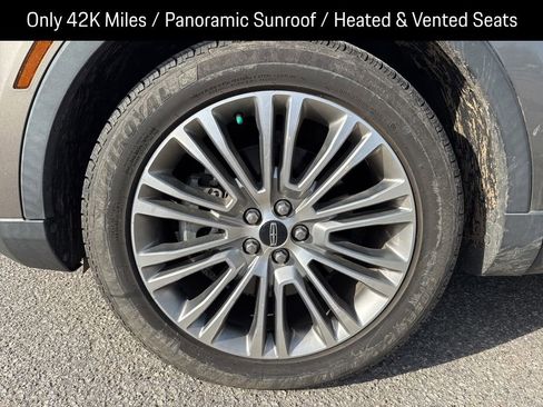 Used 2017 Lincoln MKX Reserve w/ Lincoln MKX Climate Package image 5