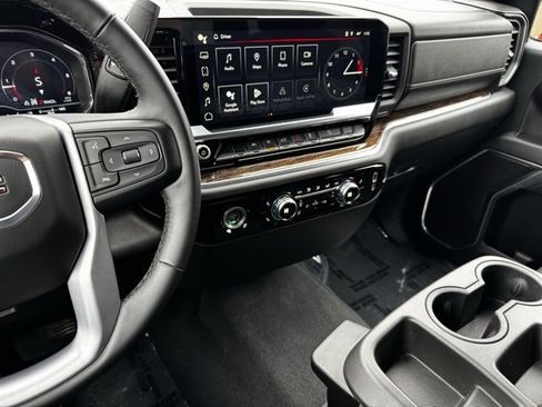 Certified 2023 GMC Sierra 1500 Elevation w/ X31 Off-Road Package image 17