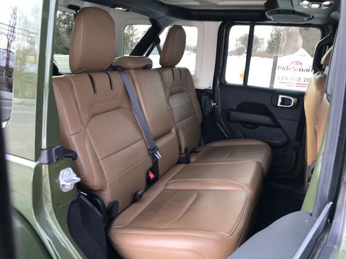 Used 2023 Jeep Wrangler Unlimited Sahara w/ Cold Weather Group image 54