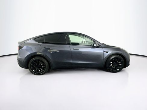 Used 2021 Tesla Model Y Long Range AWD/4WD image 10