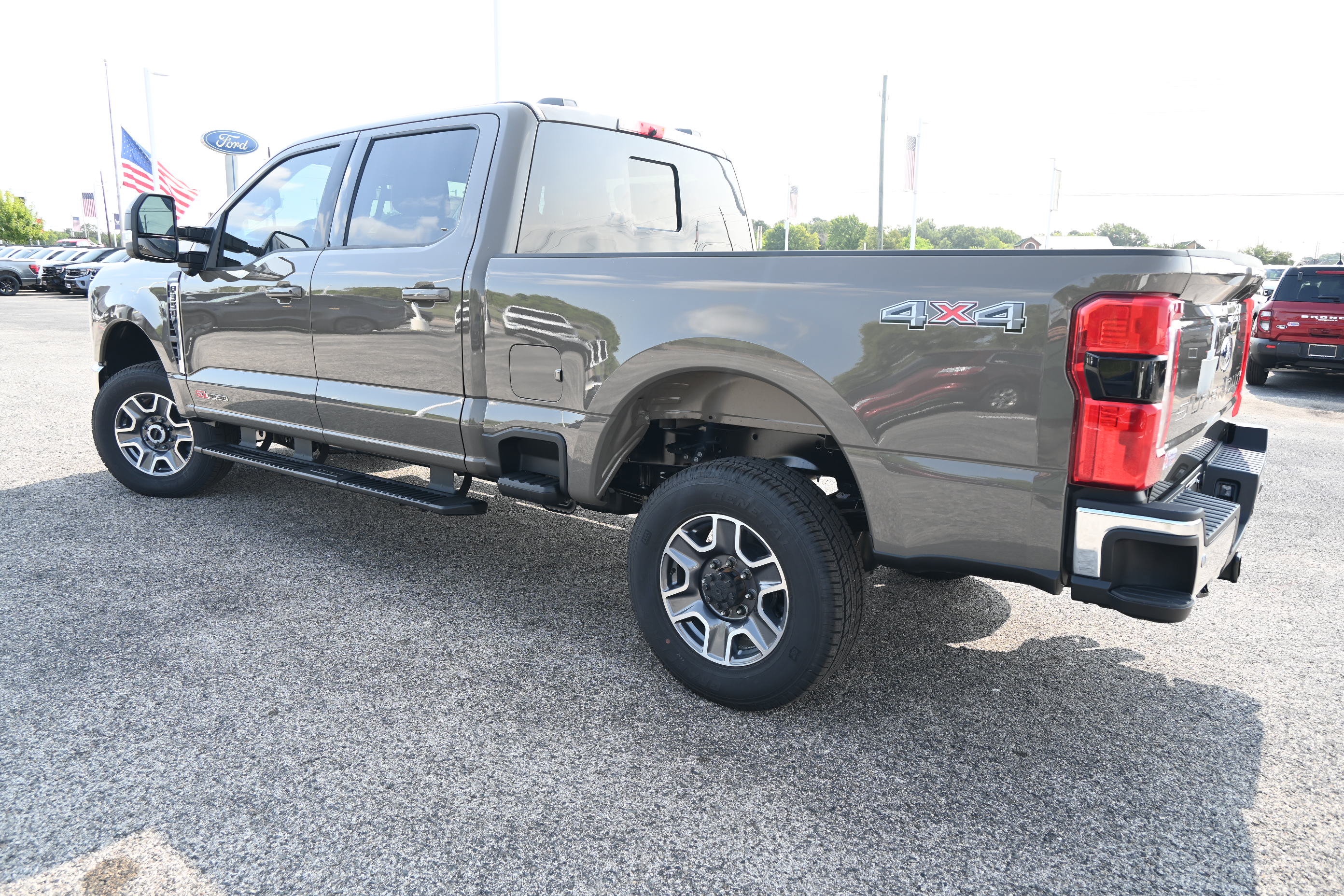 New 2026 Ford F350 Lariat w/ Lariat Premium Package AWD/4WD image 7