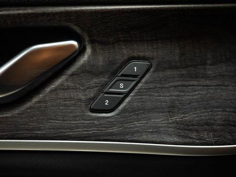 Used 2023 Jeep Grand Cherokee L Limited image 15