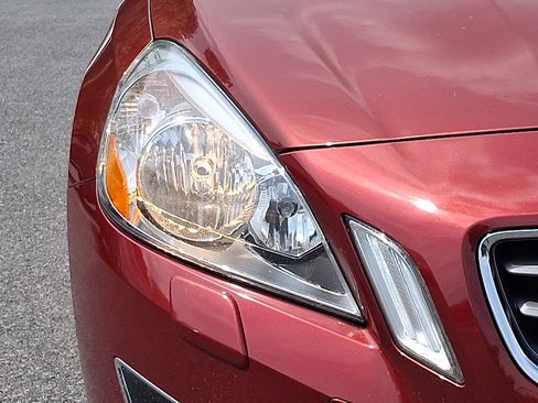 Used 2012 Volvo S60 T5 FWD image 9