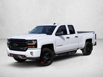 Used 2017 Chevrolet Silverado 1500 LT w/ Redline Edition