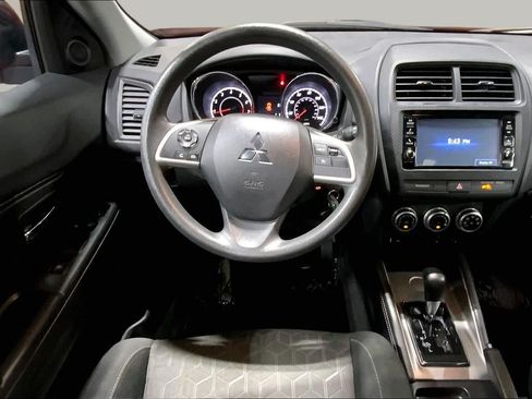 Used 2022 Mitsubishi Outlander Sport ES FWD image 6