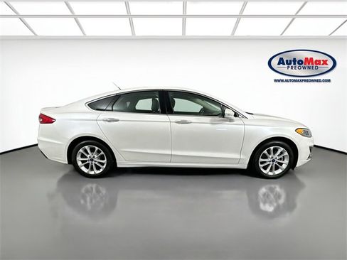 Used 2020 Ford Fusion Energi Titanium image 10