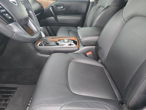 Used 2024 Nissan Armada SL w/ Cargo Package image 8