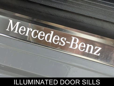 Used 2023 Mercedes-Benz EQE 500 4MATIC Sedan image 16