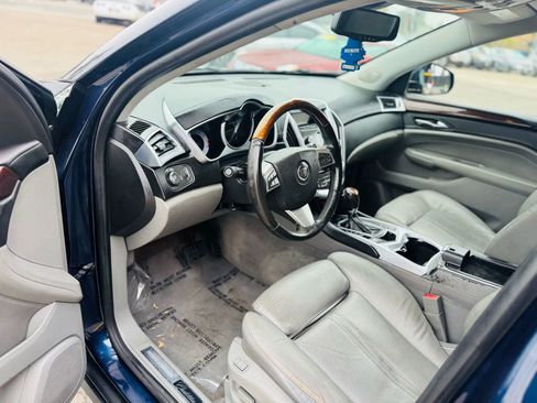 Used 2011 Cadillac SRX Luxury image 9