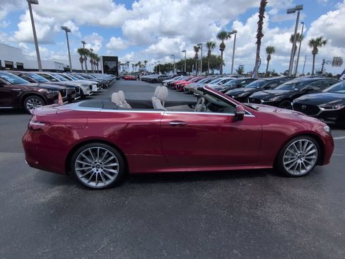 Used 2023 Mercedes-Benz E 450 Cabriolet image 3
