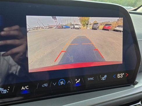 New 2026 Chevrolet Traverse LT w/ LPO, Floor Liner Package image 18