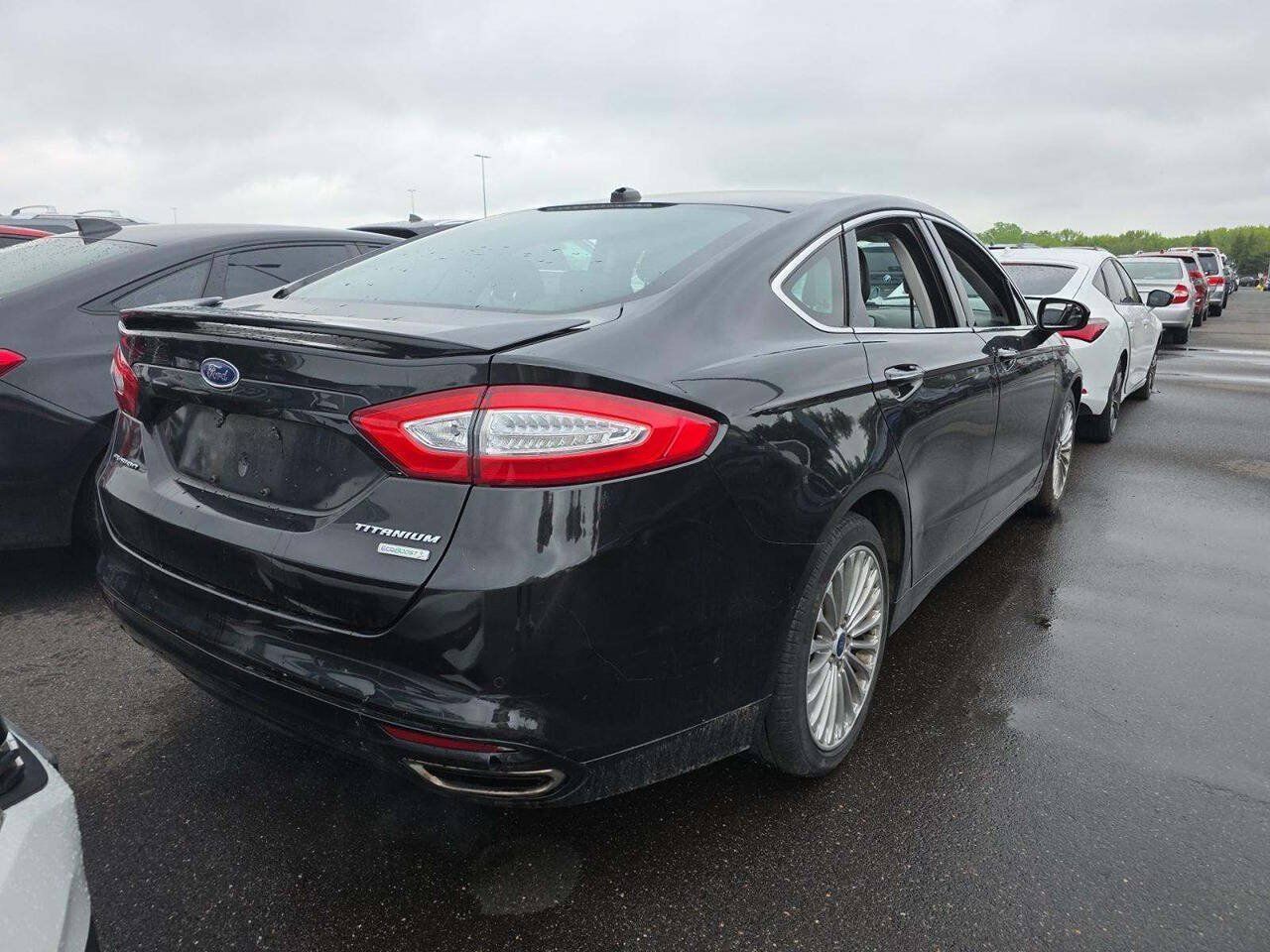Used 2015 Ford Fusion Titanium FWD image 3