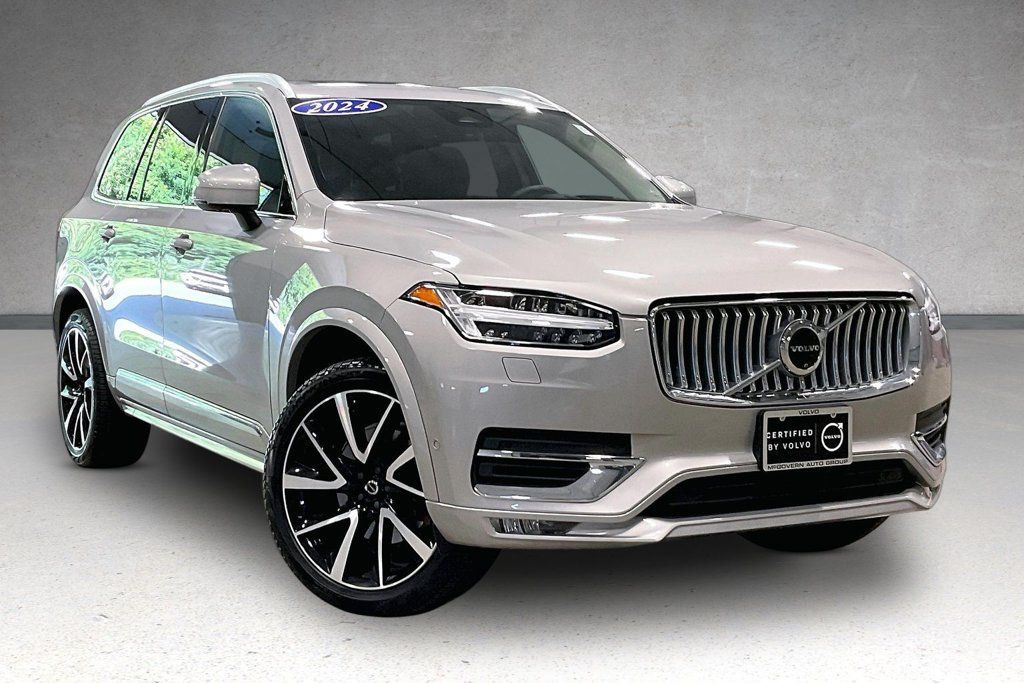 Certified 2024 Volvo XC90 B6 Ultimate w/ Protection Package Premier AWD/4WD image 3