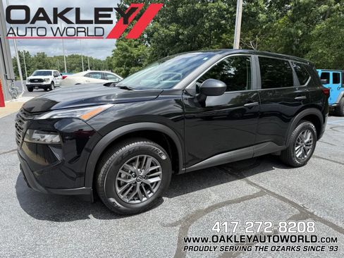 Used 2024 Nissan Rogue S AWD/4WD image 1