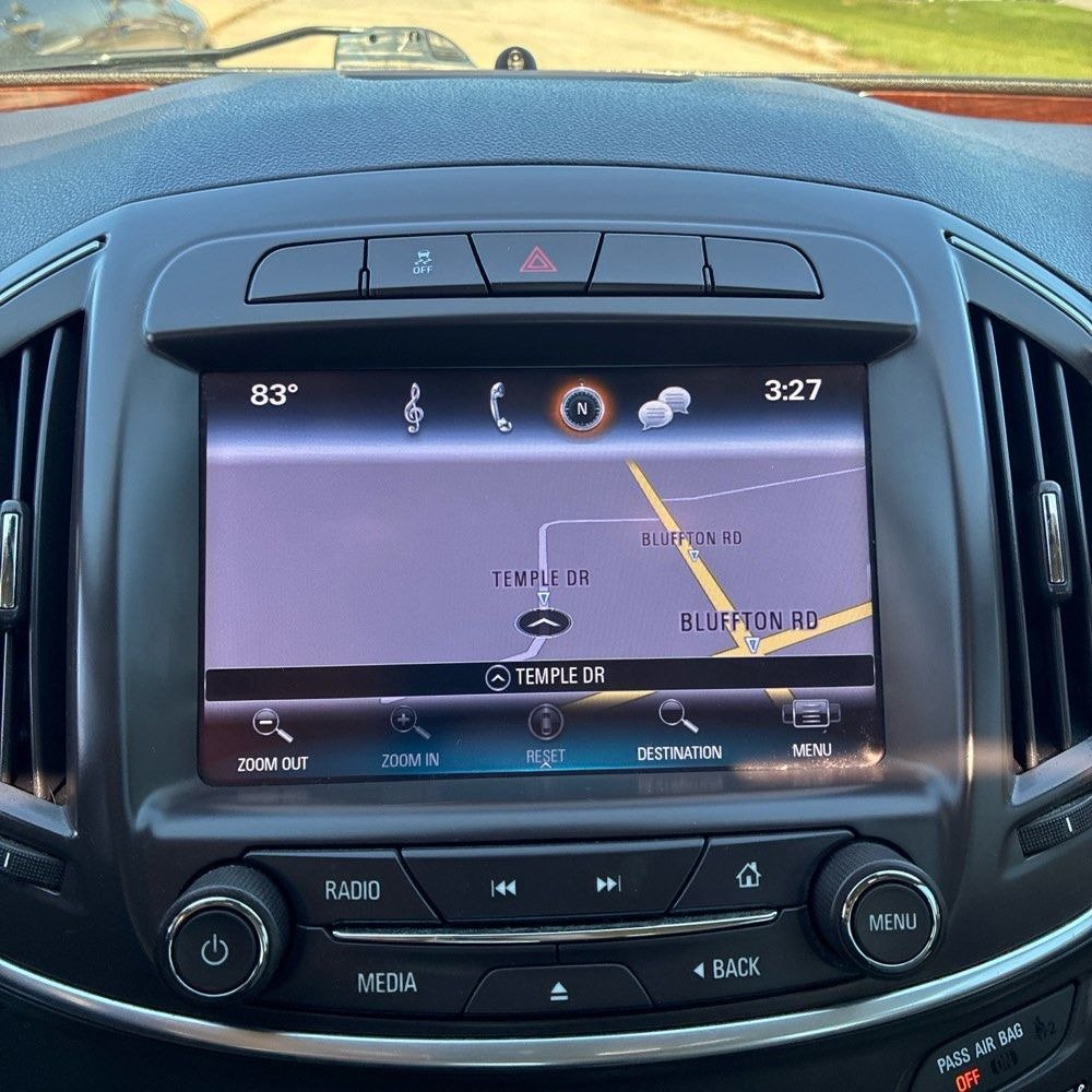 Used 2017 Buick Regal Sport Touring FWD image 11