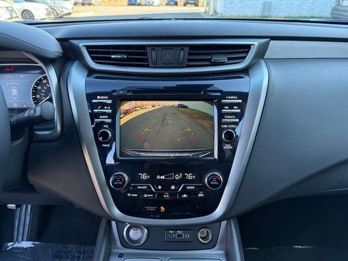 Used 2024 Nissan Murano SV image 21